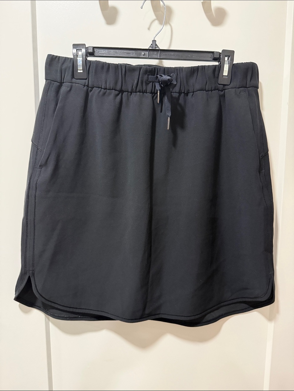 Lululemon Black Drawstring Skirt Size 12